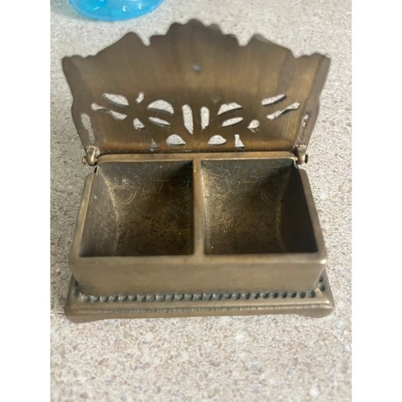 Rare find  art deco  Antique Art Nouveau Solid Brass Bronze Patina Stamp Box - Picture 4 of 6